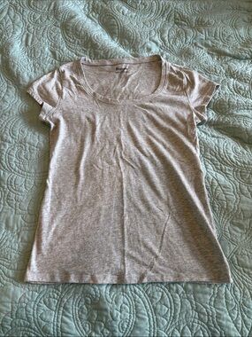 No Boundaries Heather Gray Scoop Neck Short Sleeve Tee